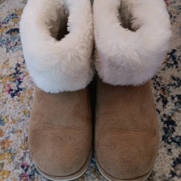 COPY - BOOT/SHOE BUNDLE EUC &< - Picture 13 of 15